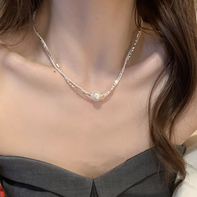 40代女性プレゼント パール付きシンプルネックレス上品な大人の女性向け